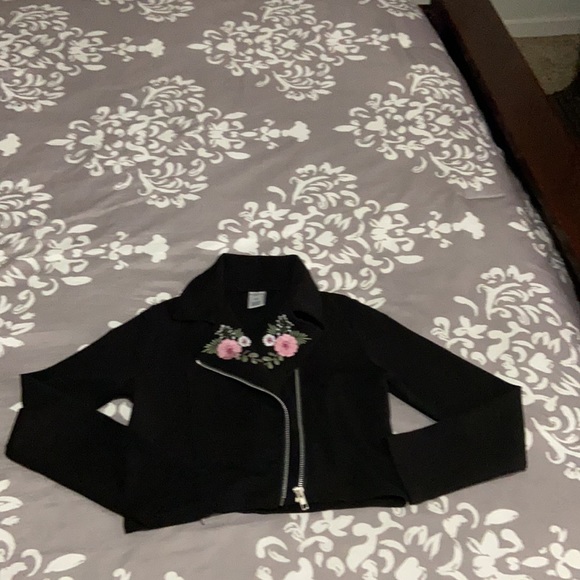 Children clothes - Picture 3 of 16